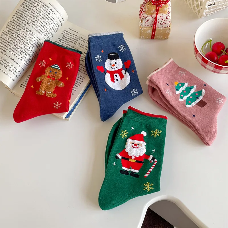 2024 New Lovely Christmas Socks With Santa Claus Cotton Crew Socks For Women