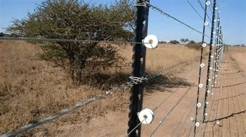 Animal Poultry Accessories White Porcelain Ceramic Insulator For Poultry Farm Electrical Insulator