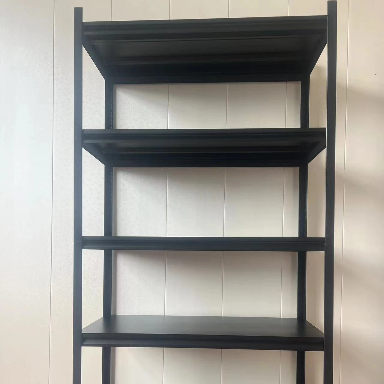 Картонная полка для витрины