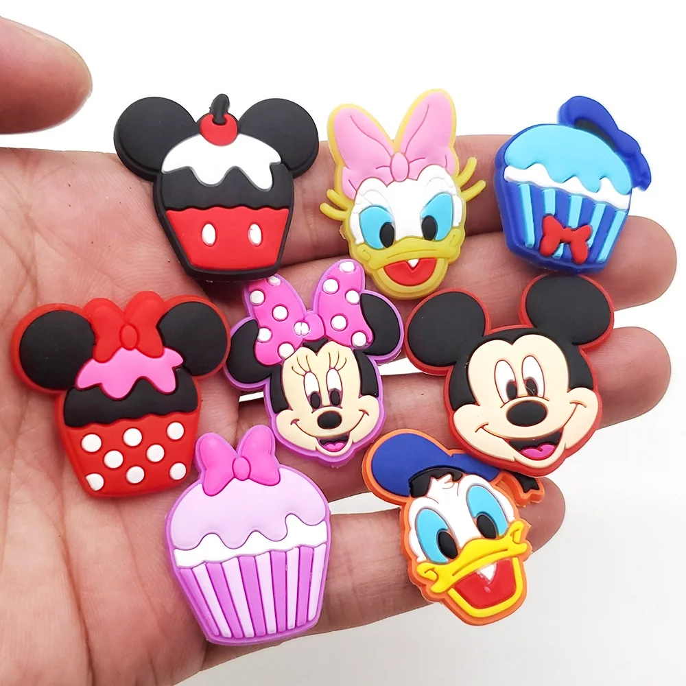 2022 new fashion designs pink cartoon Barbi doll croc charms for kids gifts
