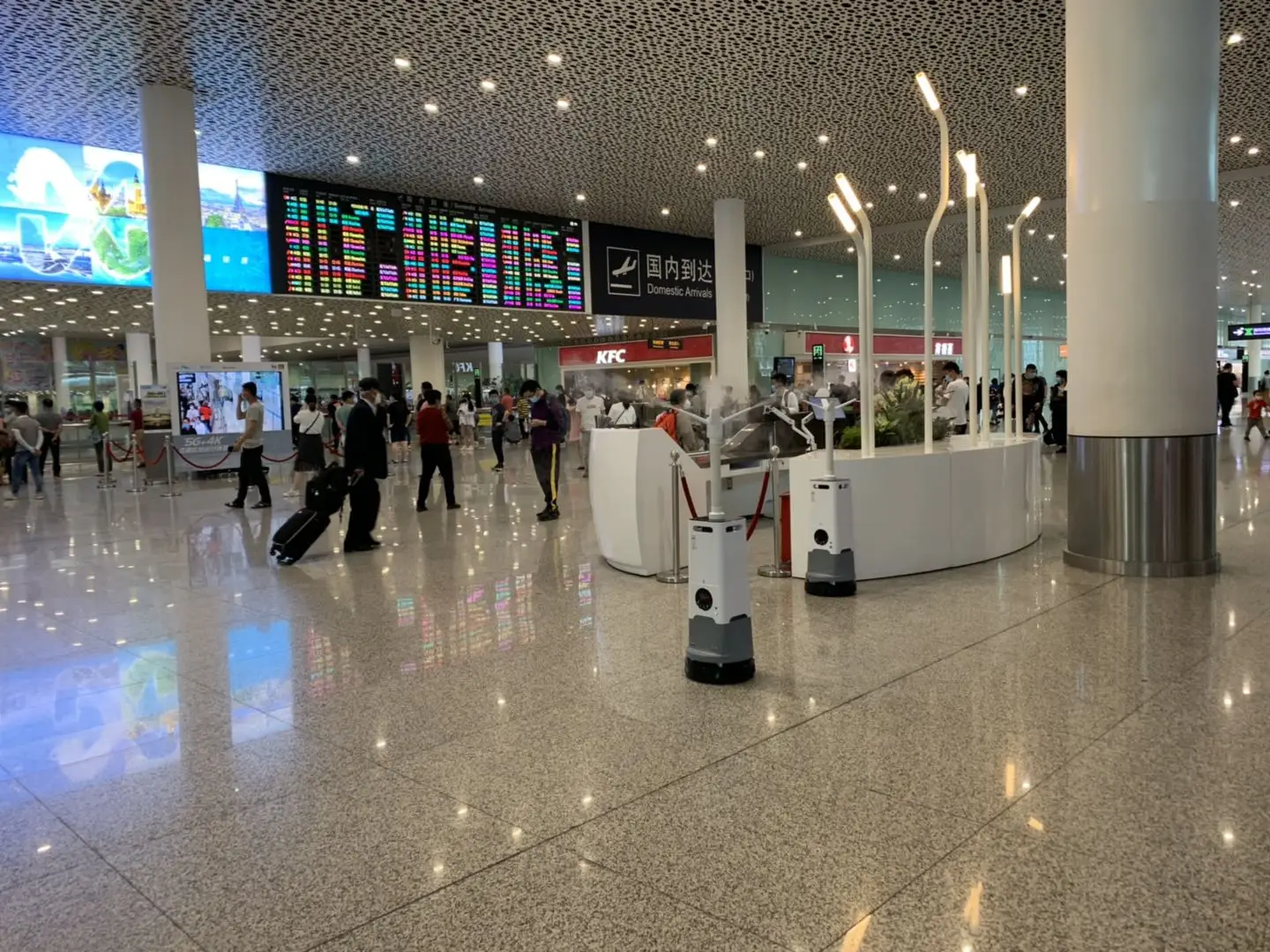 
Smart Disinfection Robot Public Fully Automatic Wheeled Spray Disinfection Robots 