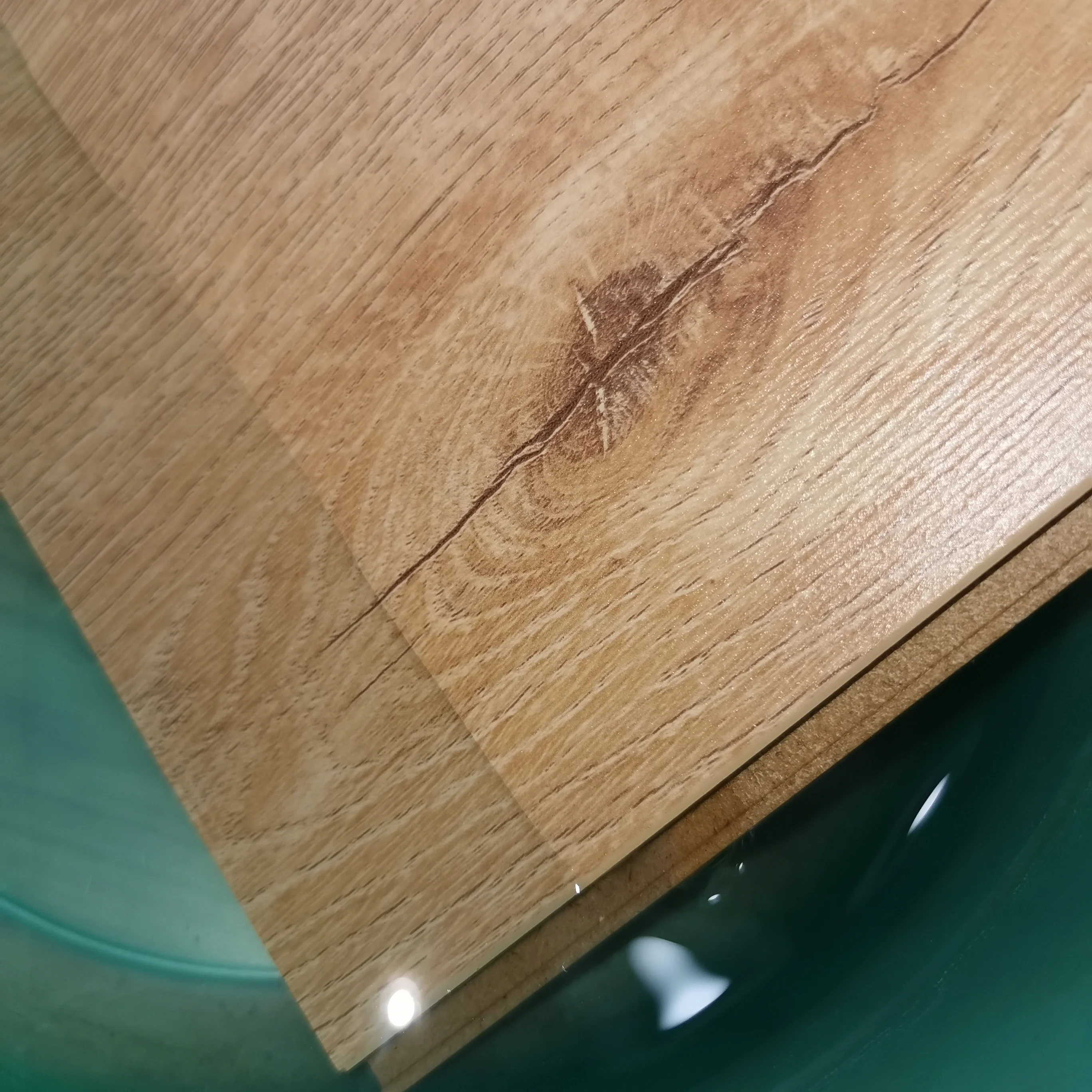 MGO Flooring MgO Waterproof and A Grade Fireproof Anti Scratch Environmental Friendly Laminate Flooring