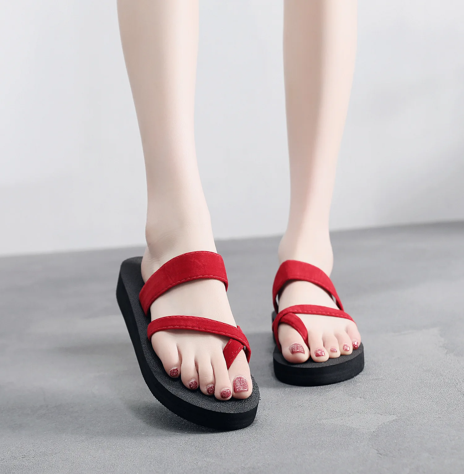 Summer New Fashionable Hot Sale Multi Colors Comfortable Outdoor Light Weight Flat form Womens Sandals