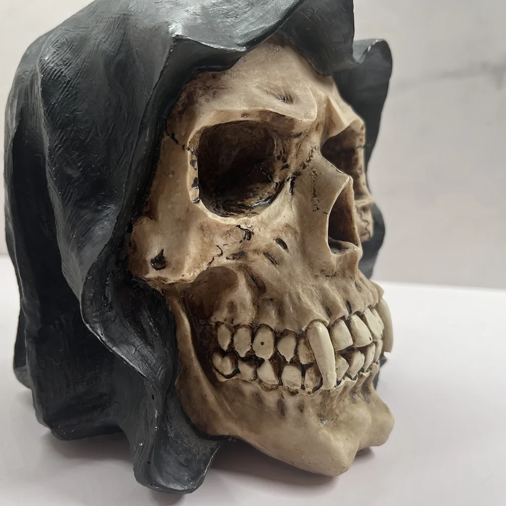 Gothic Skull Ornament Resin Crafted Wicca Sculpture Bronze Human Skull Coin Bank for Halloween Decorations and Gifts