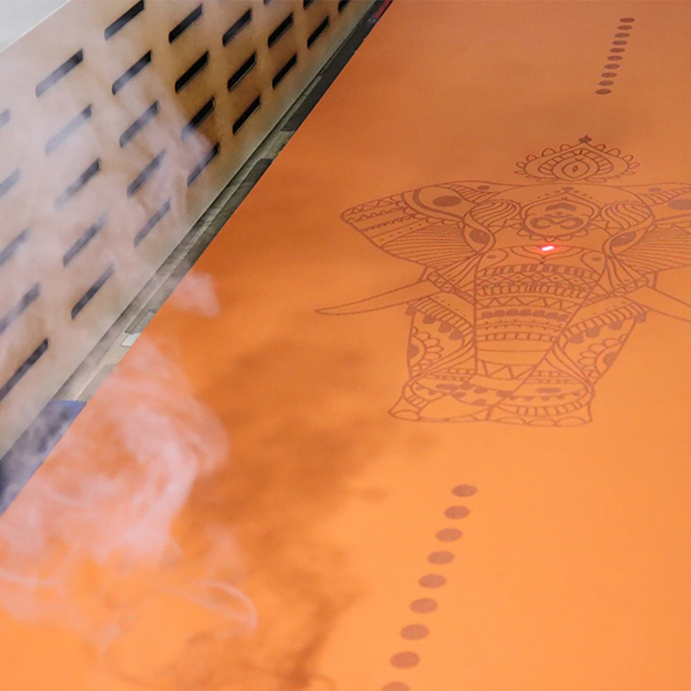 Light Weight Durable Yoga Pilates Anti Wrinkled Luxury High End 4MM/5MM Wear Resisting Matte Natural Rubber PU Yoga Mat