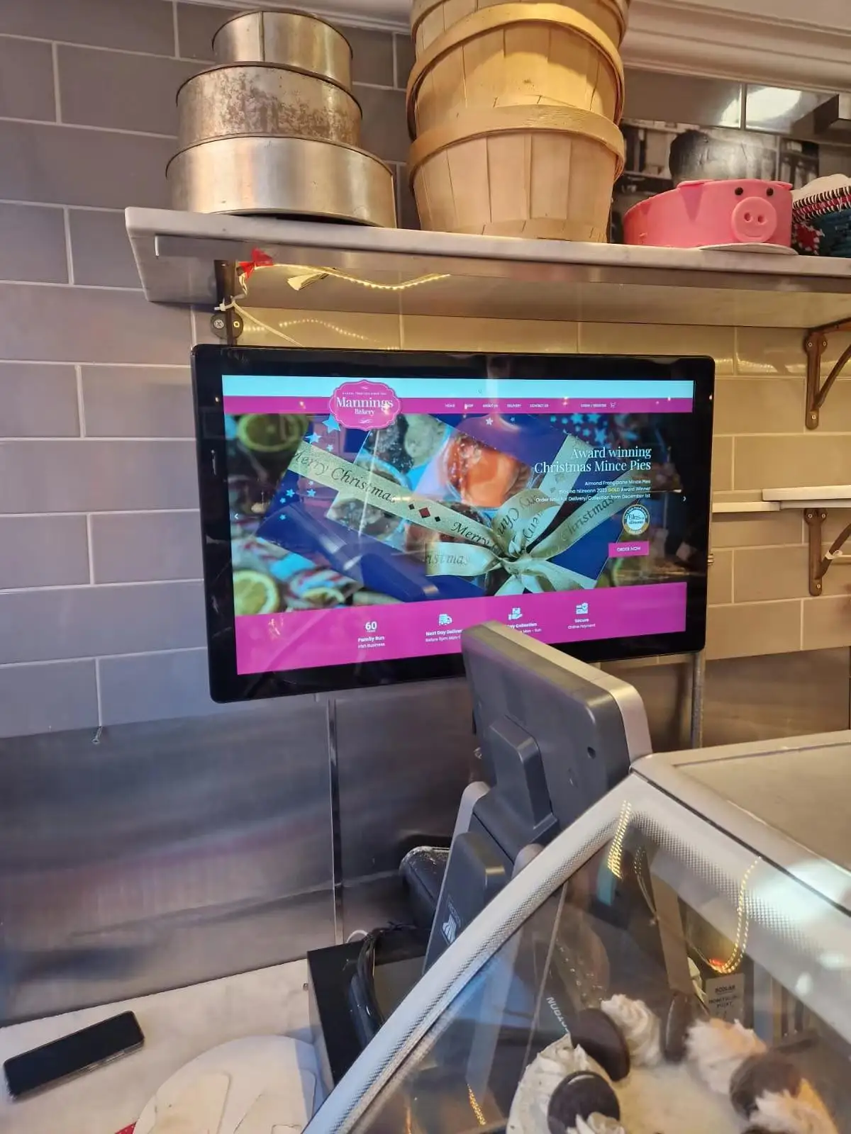 65 дюймов умный настенный сенсорный экран монитор дисплей Android Digital Signage и дисплеи для помещений