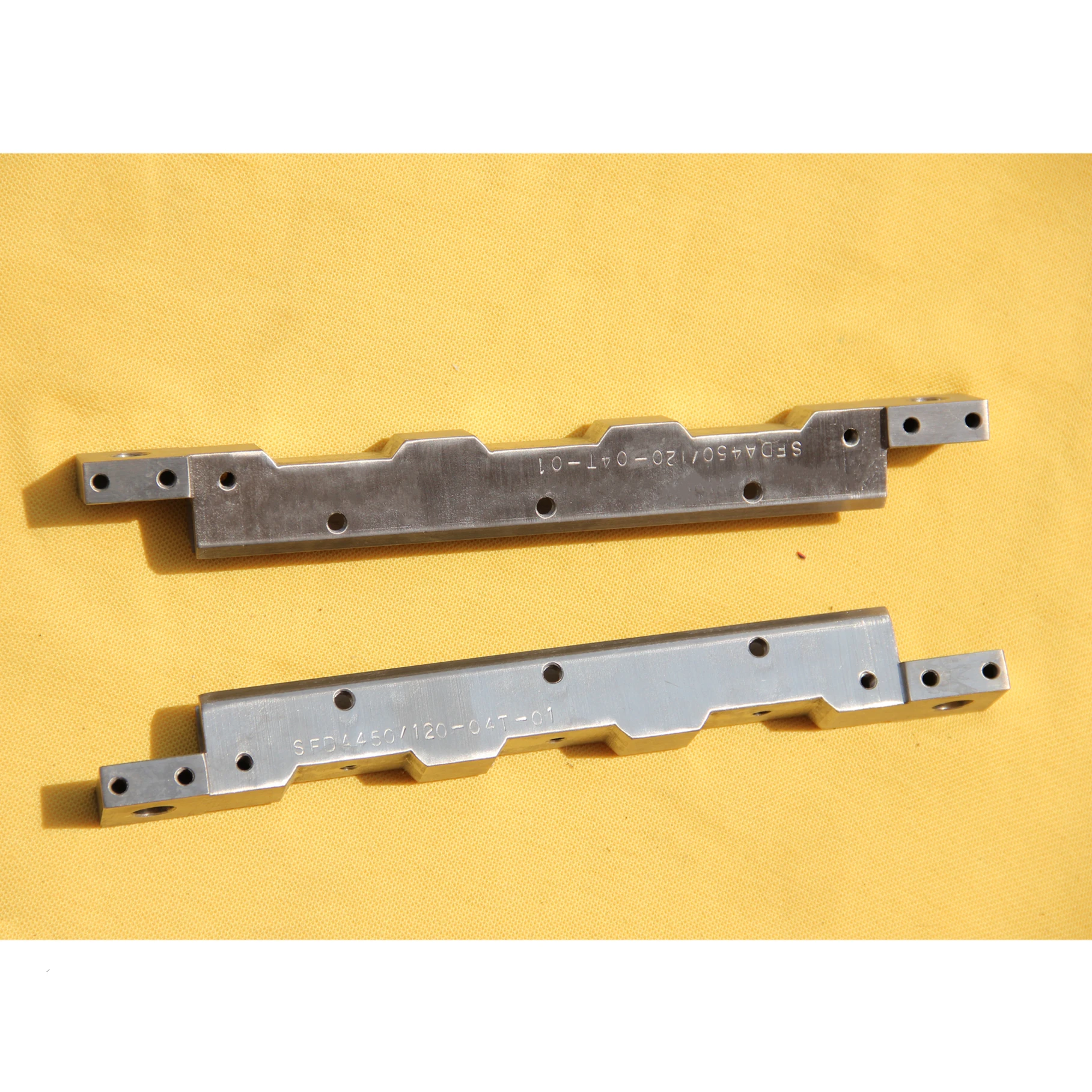 R Type Food Bags Packaging Machinery Sealer Serrated Knife Cutting Tape