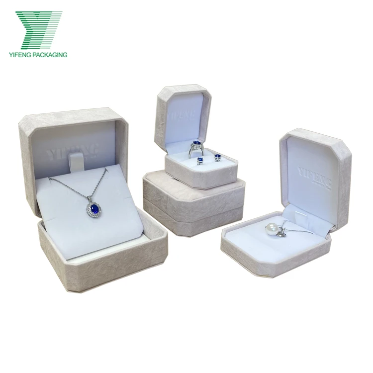 Watch Display Case for Men PU Leather Watch Box Luxury Carbon Fiber Large Holder Jewelry Organizer with Lid