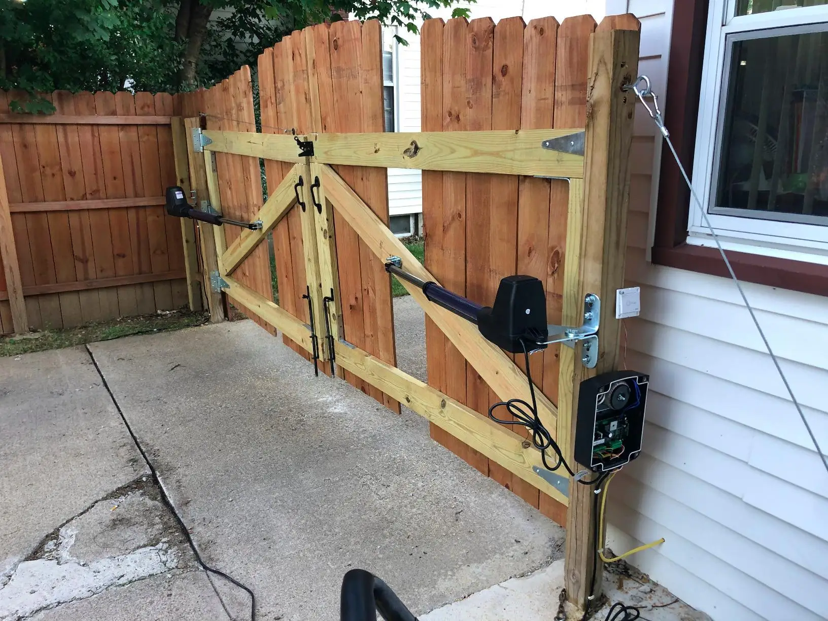 SWING GATE OPENER (45).jpg