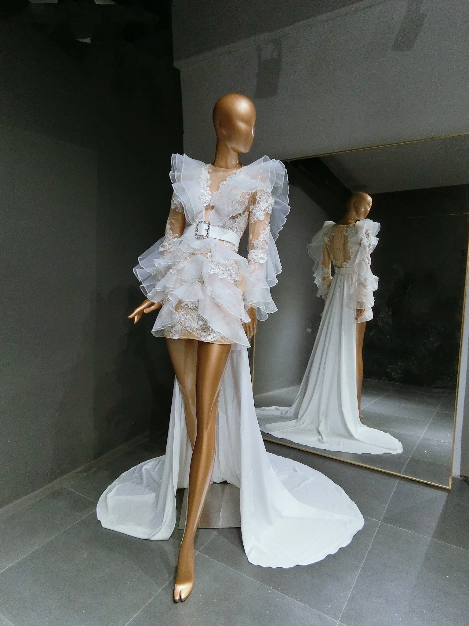 QUEENS GOWN mini costume dress v neckline long sleeve organza fashion show  dress with train