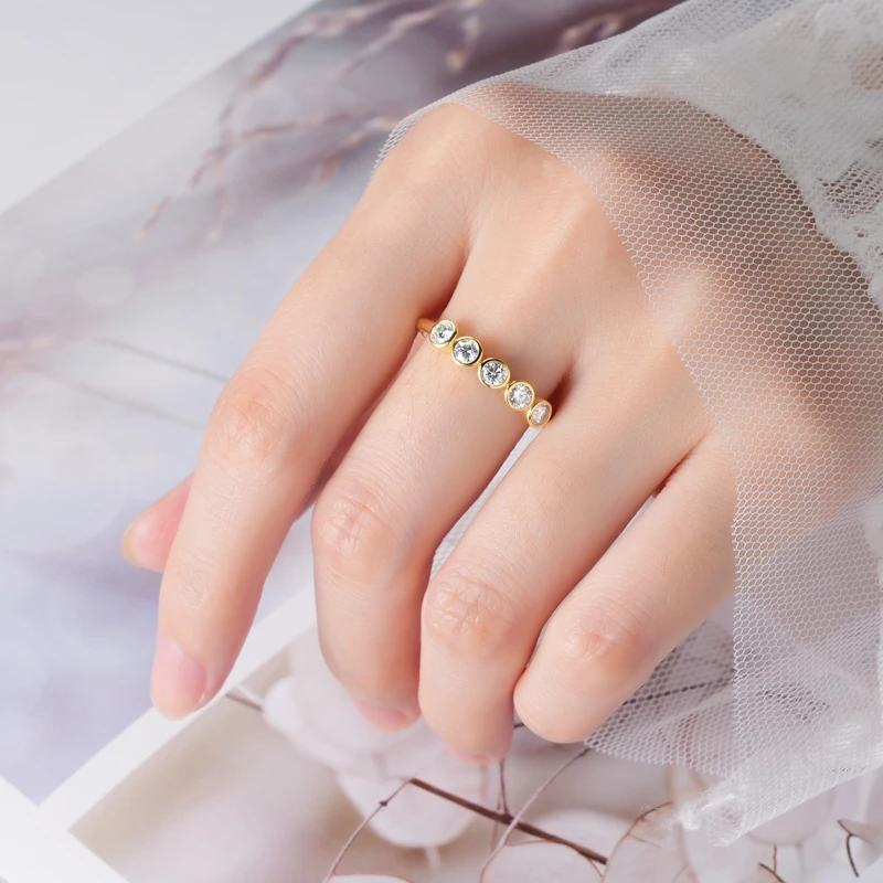 5 stone jewelry D Grade Bezel Set 3MM Moissanite 14K Gold plated 925 Sterling Silver Wedding Bands Ring for Women Girls