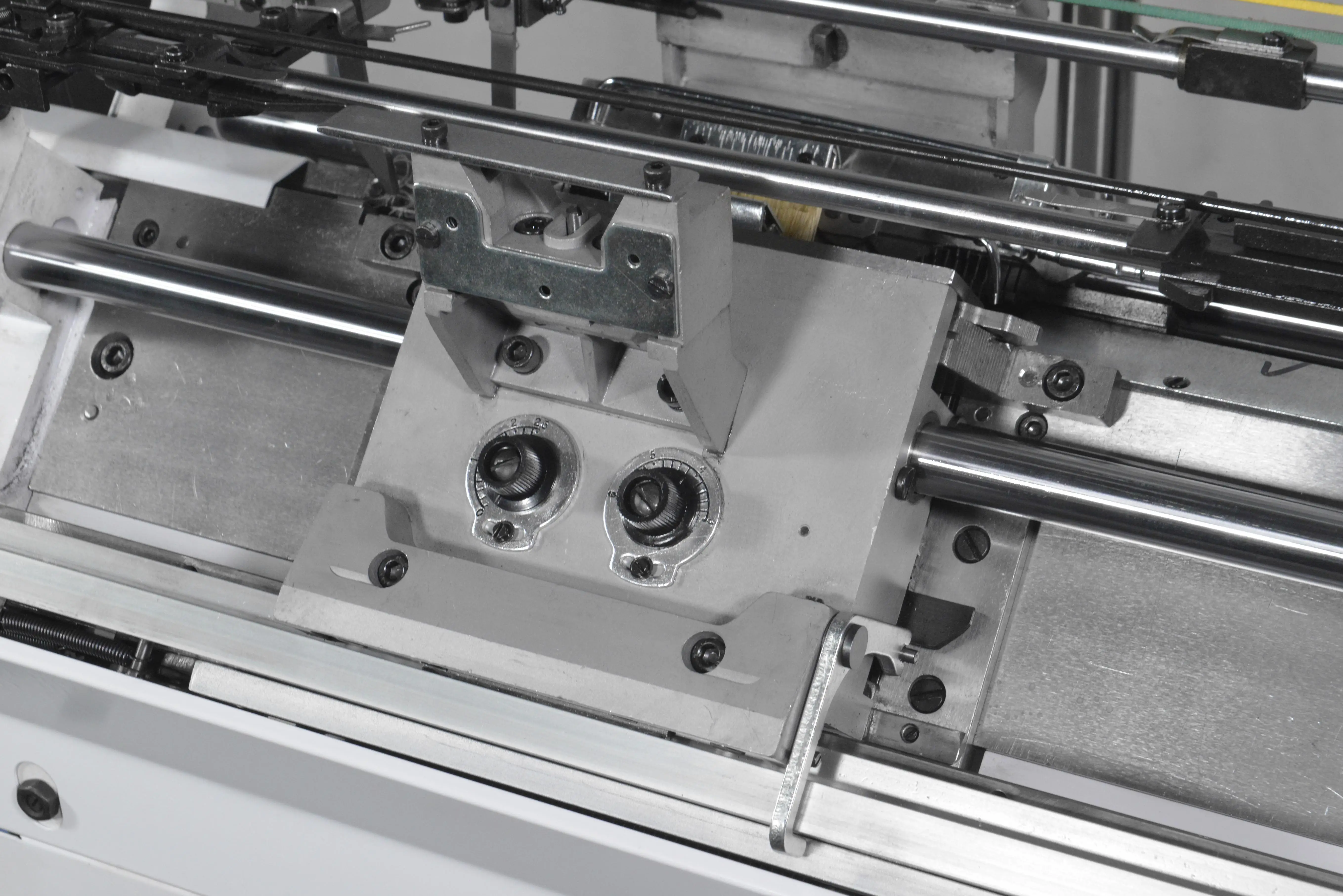 
Seamless Glove Knitting Machine JS204-J-18G 