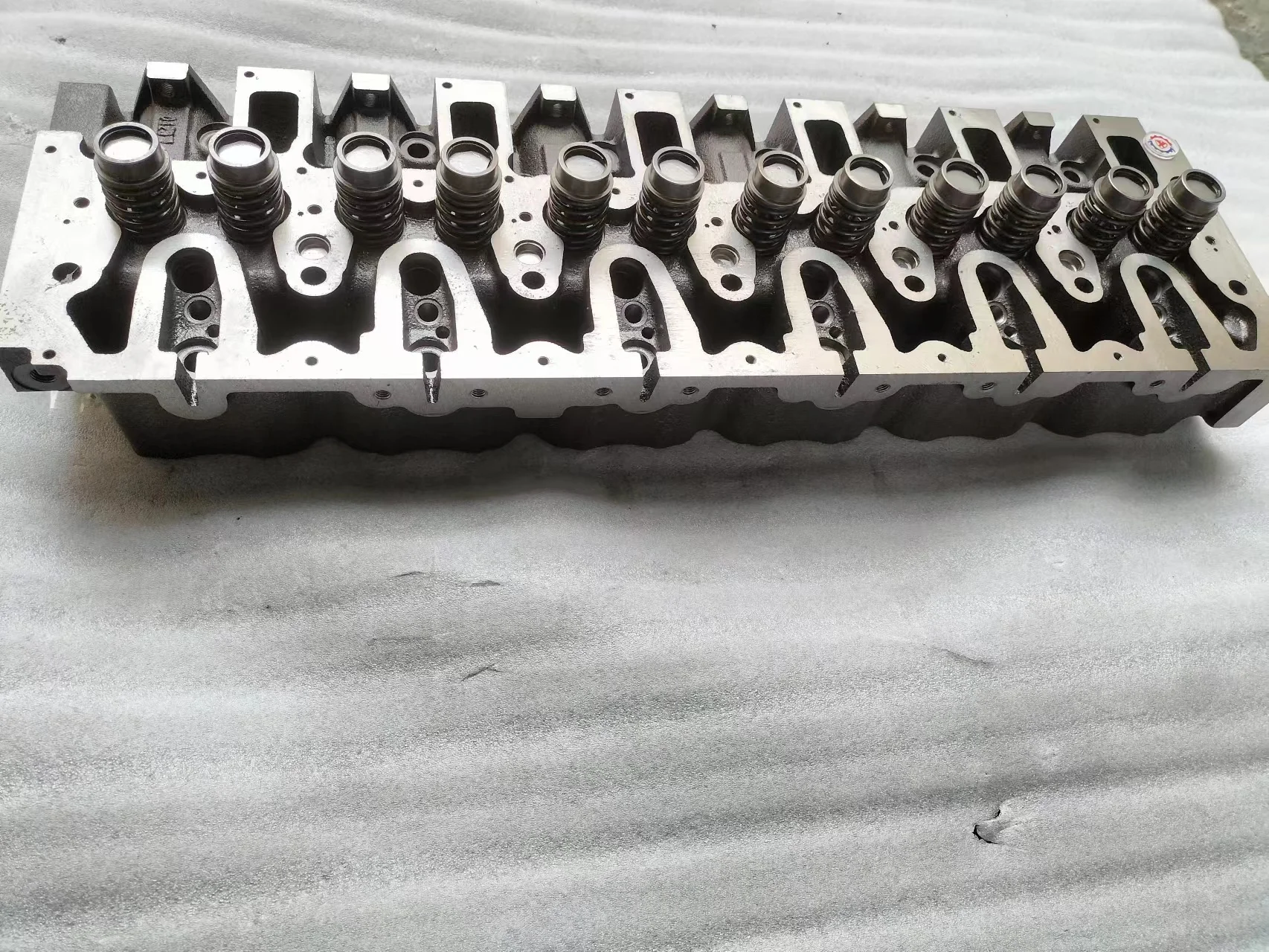 Excavator Parts EC210 D6E D6D For ENGINE CYLINDER HEAD 20941118