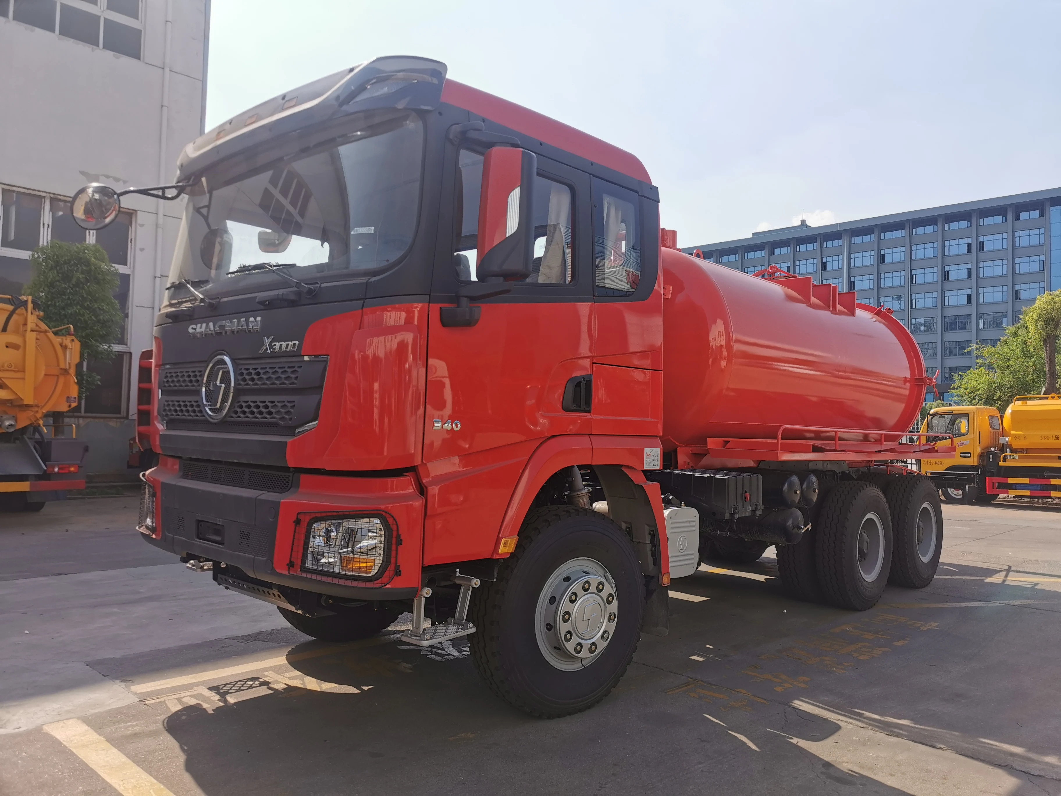 SHACMAN X3000 sewage suction tanker truck 3 axes sewage suction truck for sale