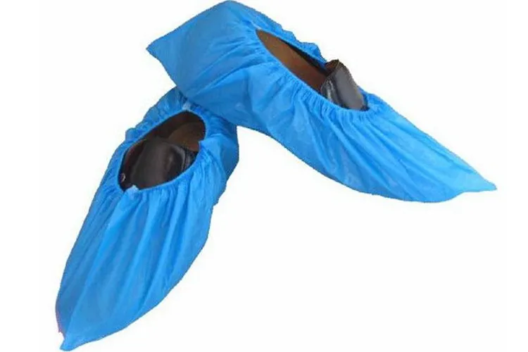Safety medical disposable waterproof shoe cover microporous clear non slip PE boot cover non woven boot shoe covers