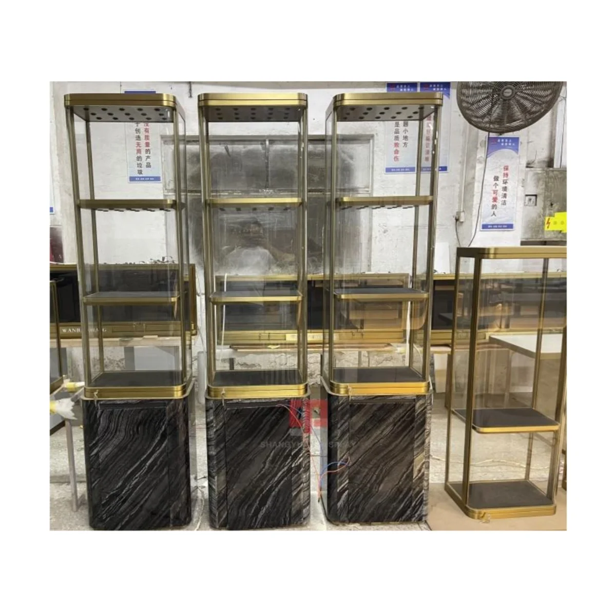 Роскошный высококачественный Витринный Шкаф для ювелирных изделий из нержавеющей стали витрина металла мрамора на заказ