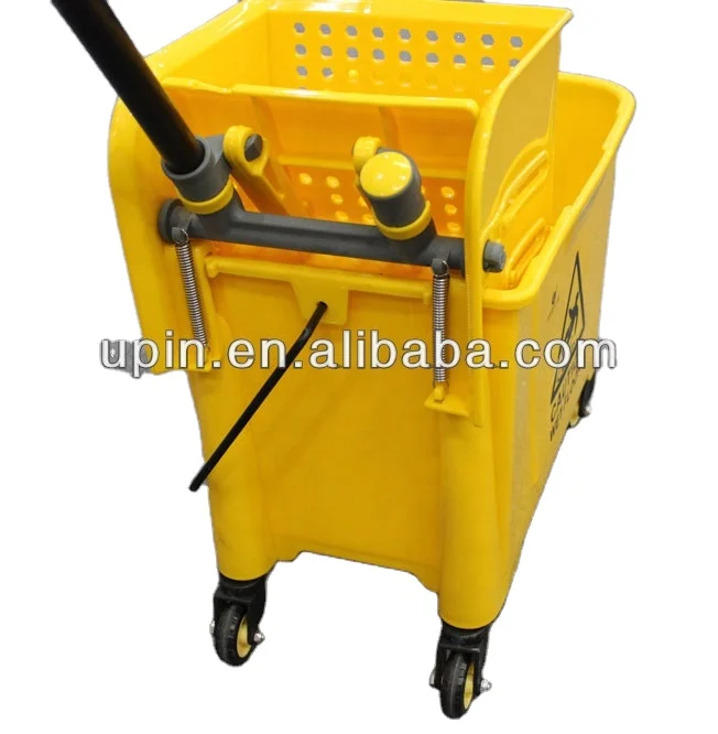 2022 Wholesale BEAO Hotel  cleaning trolley  mop bucket with squeezer water wringer for mop 24L UP-061