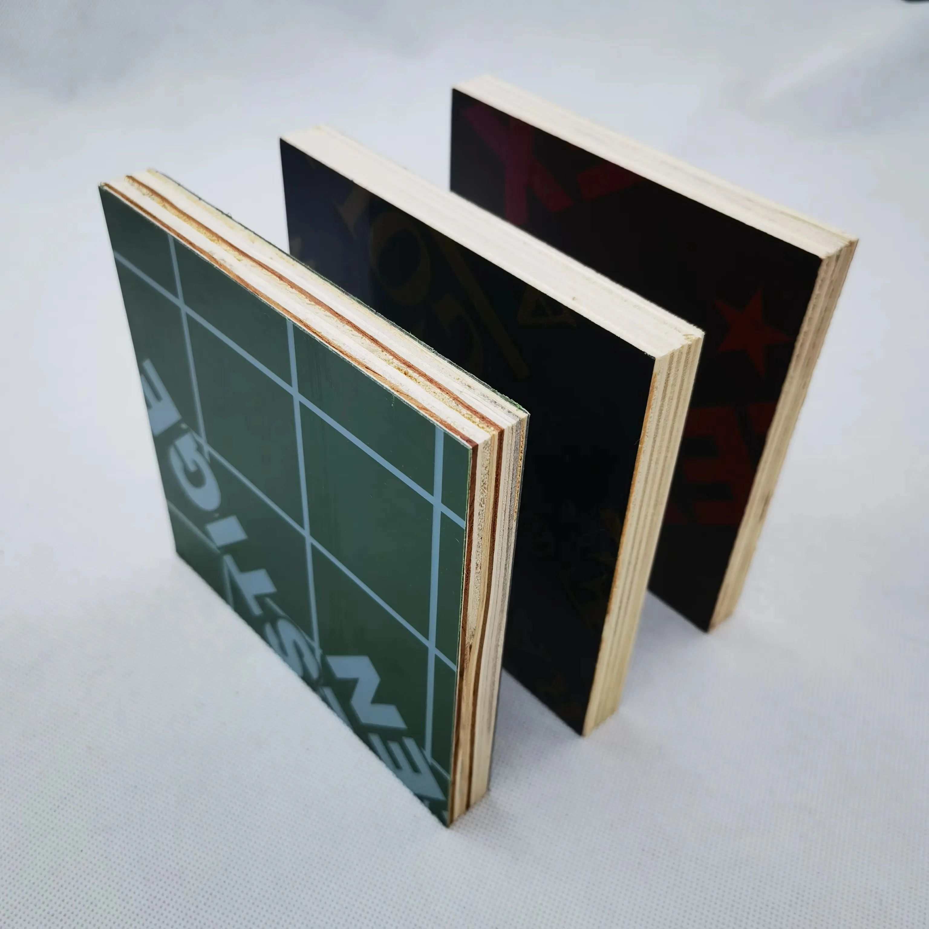 18mmx1220x2440  Film Face Plywood   poplar /eucalyptus or combi core wbp glue