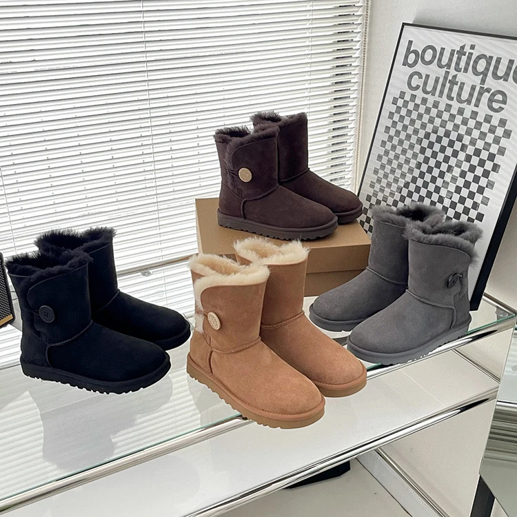 Custom Australia Genuine Sheepskin Leather Warm Soft Fuzzy Fluffy Outdoor Winter Warm Snow Boots for Women