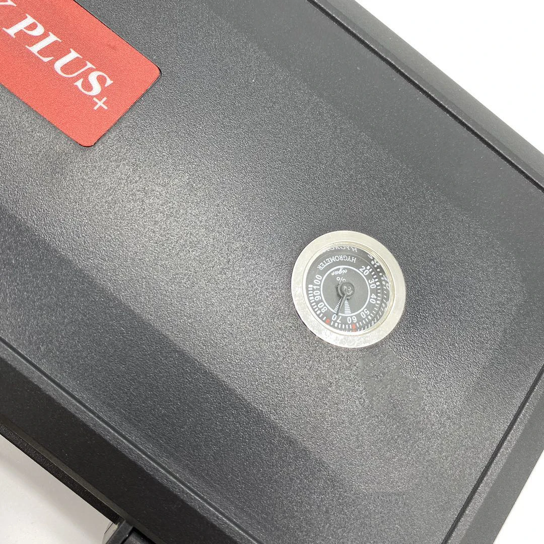 
Factory Wholesale Cigarette Storage case Portable Cigar Travel Humidor Box with Humidifier 