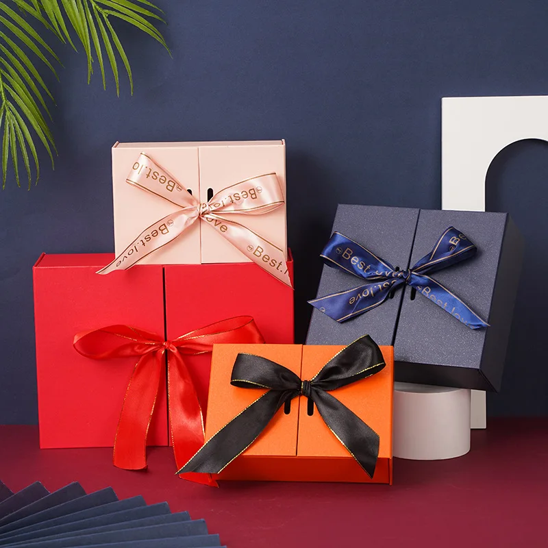 Stock Luxury Cardboard Creative Wedding Gift Candy Boxes For Flowers