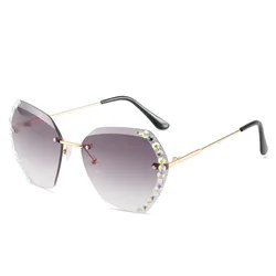 Boxun New Style Personal Frameless Crystal Glasses Uv 400 Diamonds Hot Selling Fashion Bling 2022 Sunglasses