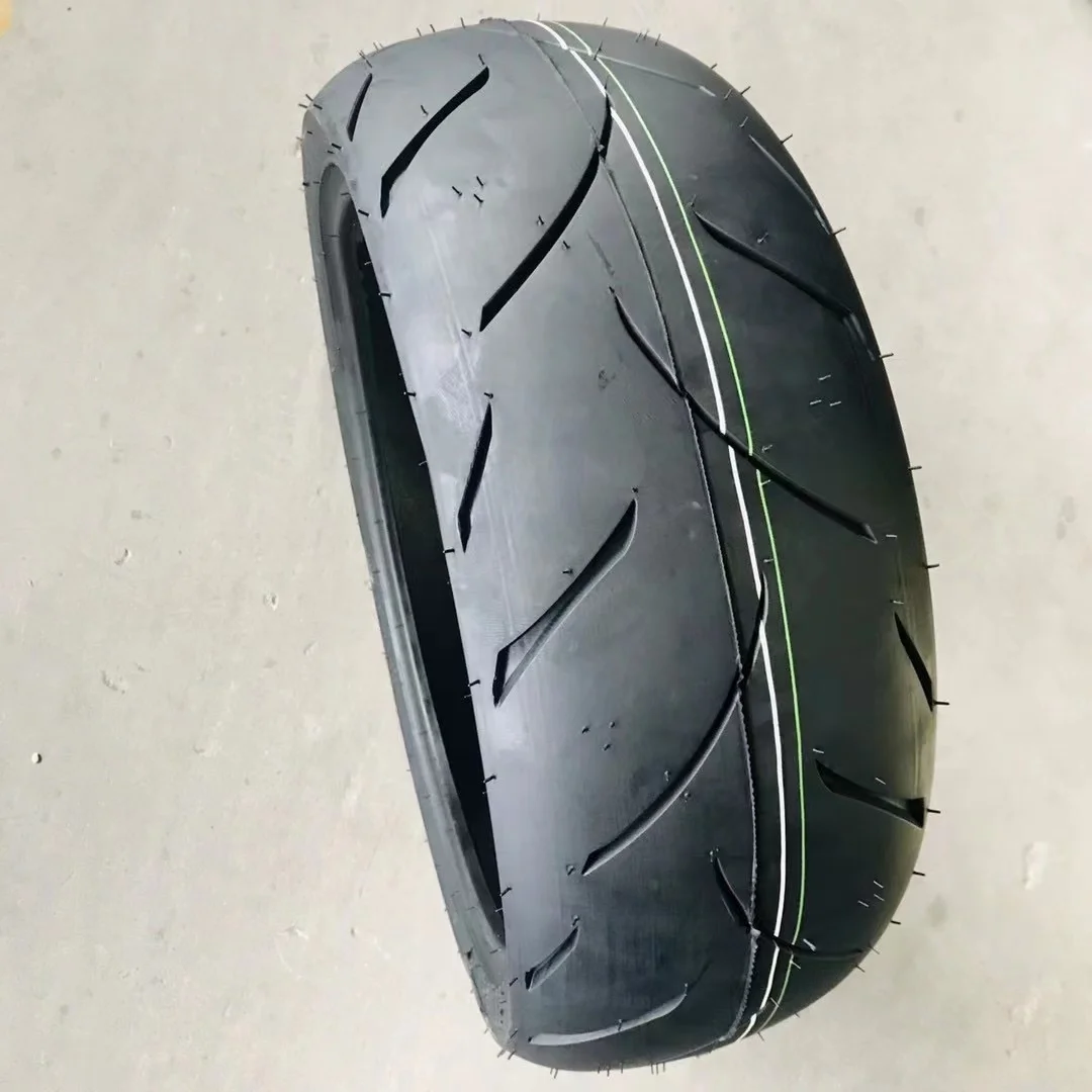 190/50ZR17 200/50-17 180/55R17 170/80-15 120/60-17 120/70-17 190/50-17 High Performance tubeless radial Motorcycle Tyre