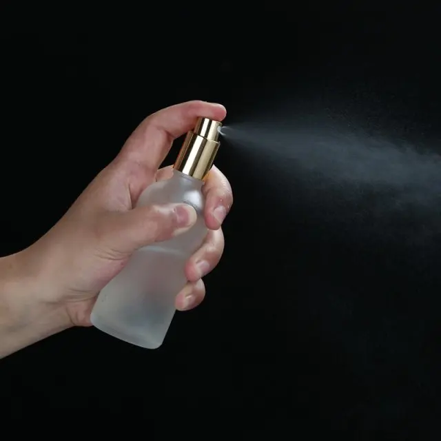 wholesale empty frosted glass lotion bottle for skin care 10ml 20ml 30ml 50ml cosmetic pump glass spray bottle manufacturers