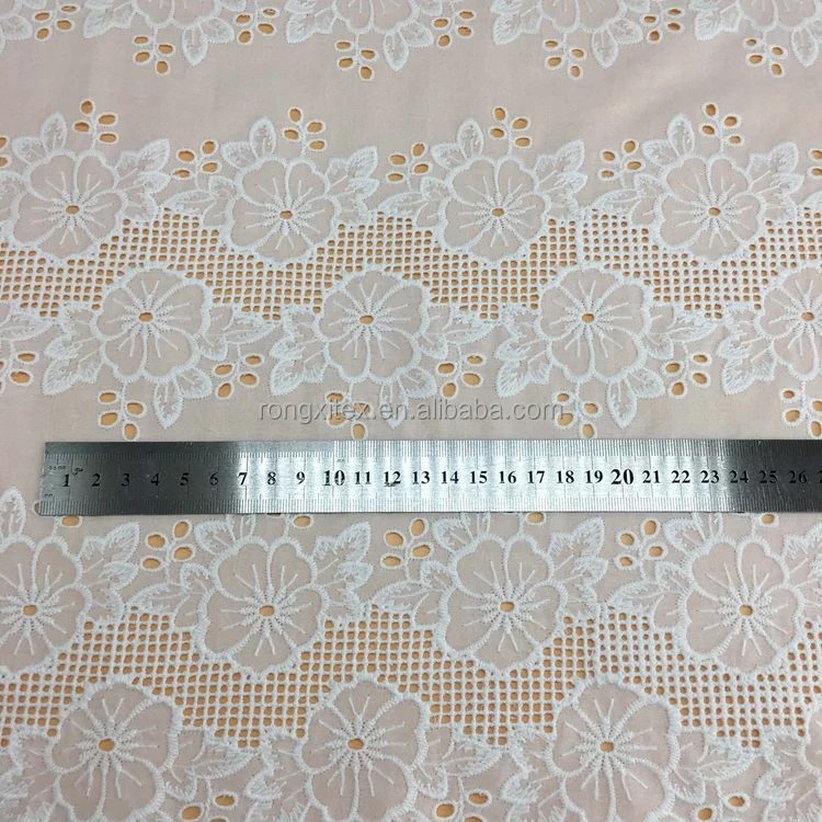 China Wholesale CRF2030 Cotton Eyelet Dry Lace Floral European Embroidery Cotton Lace Fabric for Home Textile and Garments