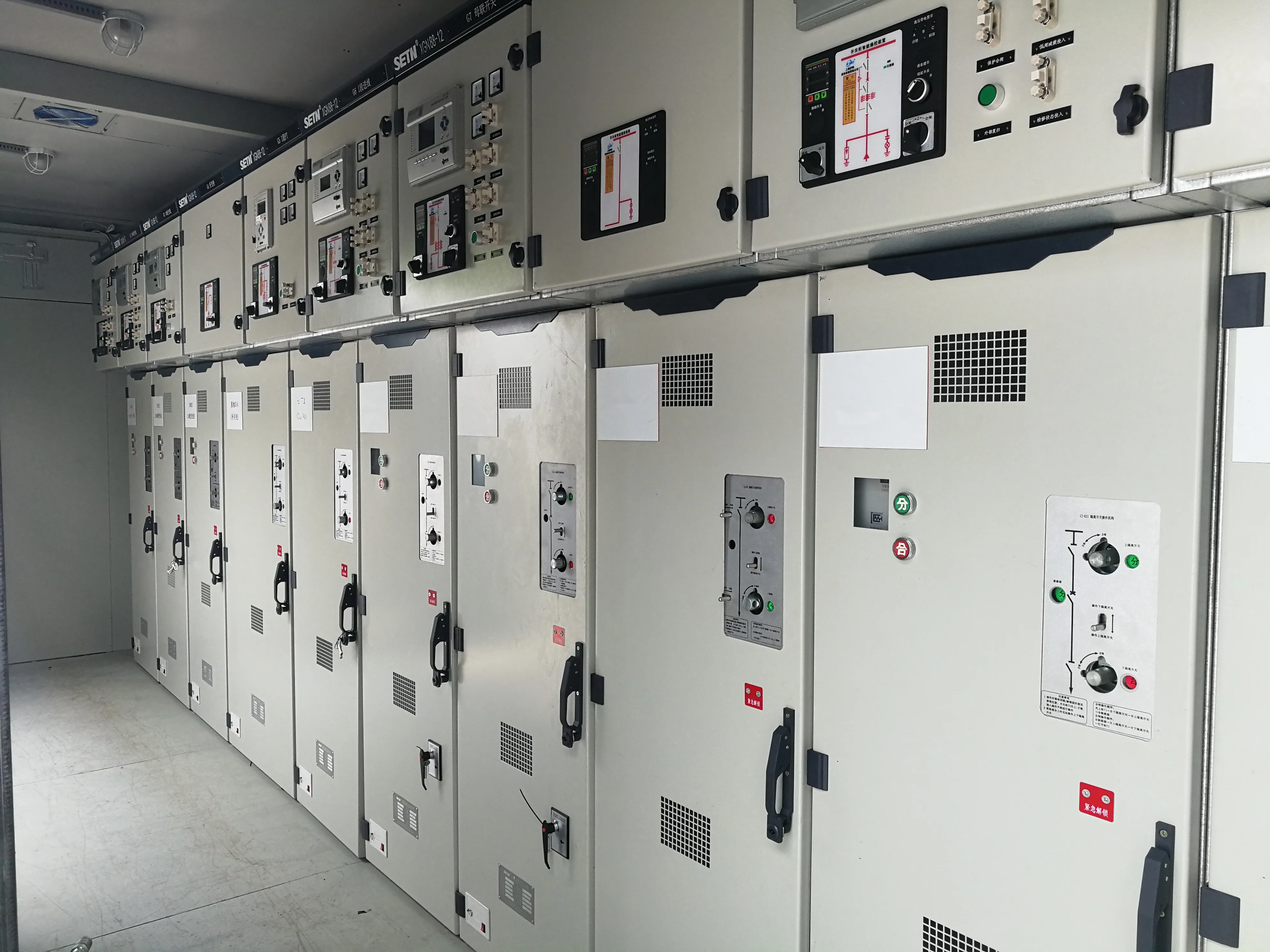 OEM kiosk outdoor station compact substation combination compact European style distribution transformer with switchgear panel