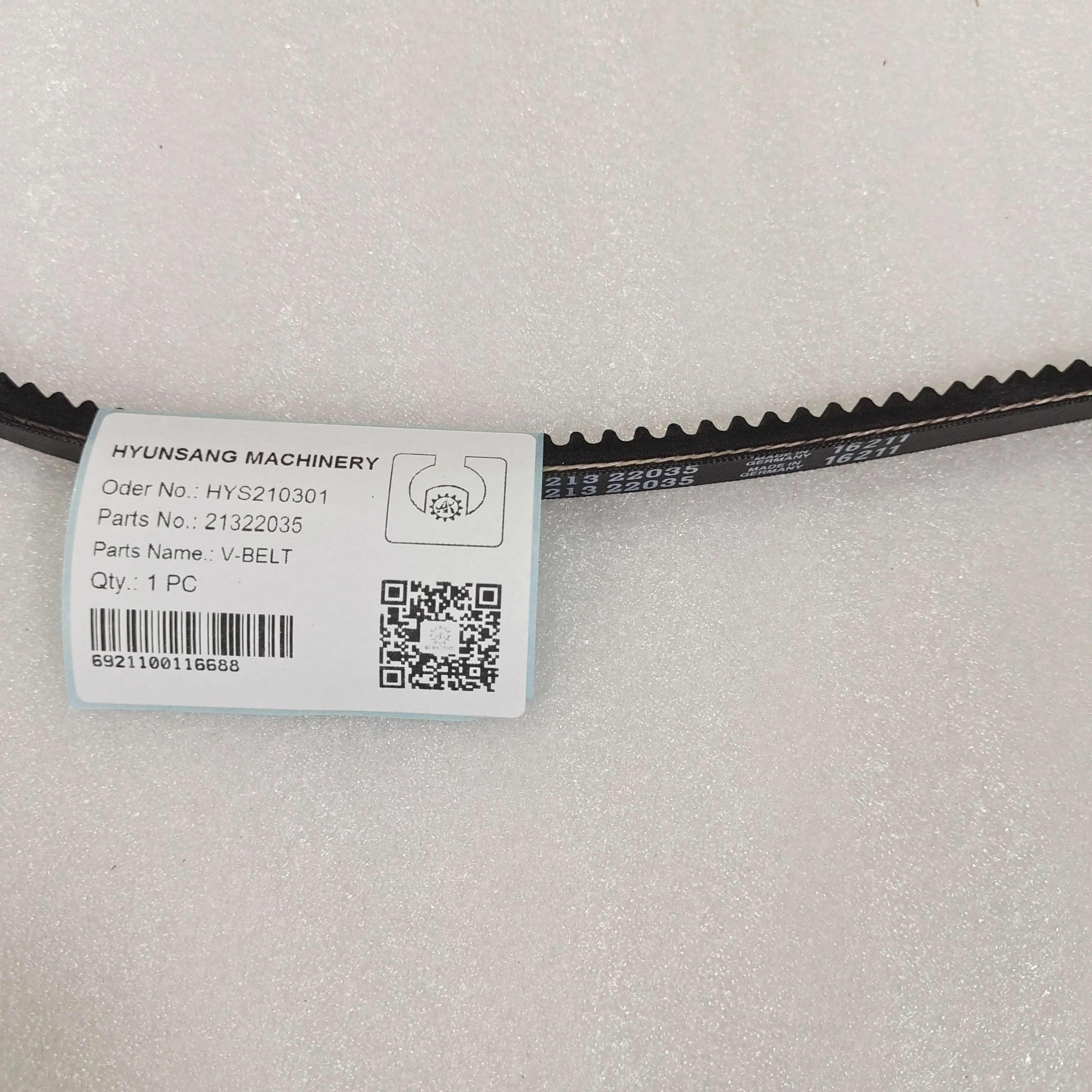 Hyunsang Excavator Spare Parts V-Belt 21322035 1543704 3809444 3586798 Heavy Equipment for Construction Machine