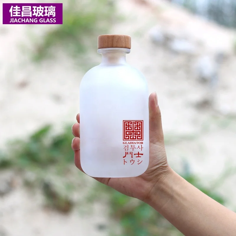 Wholesale 250 ml 500ml Empty Wine Bottle Whiskey Glass Bottle