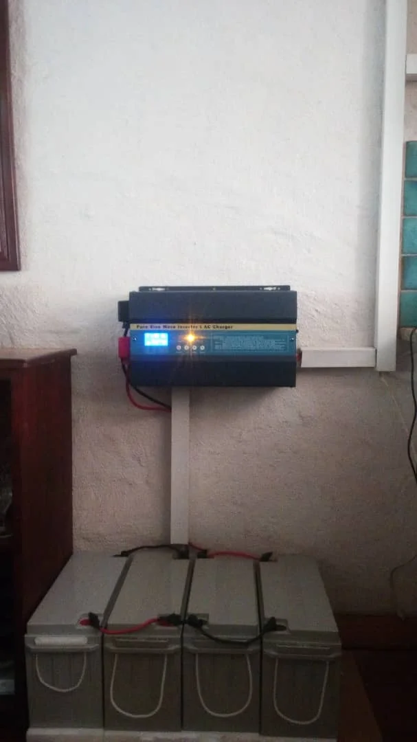 3000w 12v/24v/48v solar inverter inbuilt MPPT controller suitable for various loads