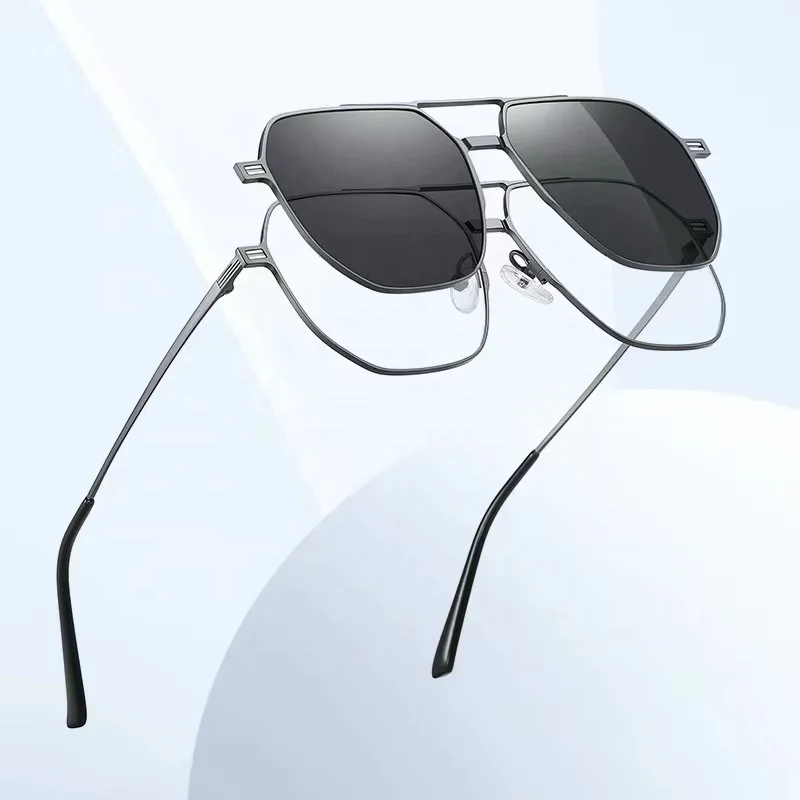 New Classic Men Magnetic Clip on Polarized Sunglasses Wholesale  Anti Blue Light Eyewear  Night Vision 3 in 1 Sun Glasses 7030