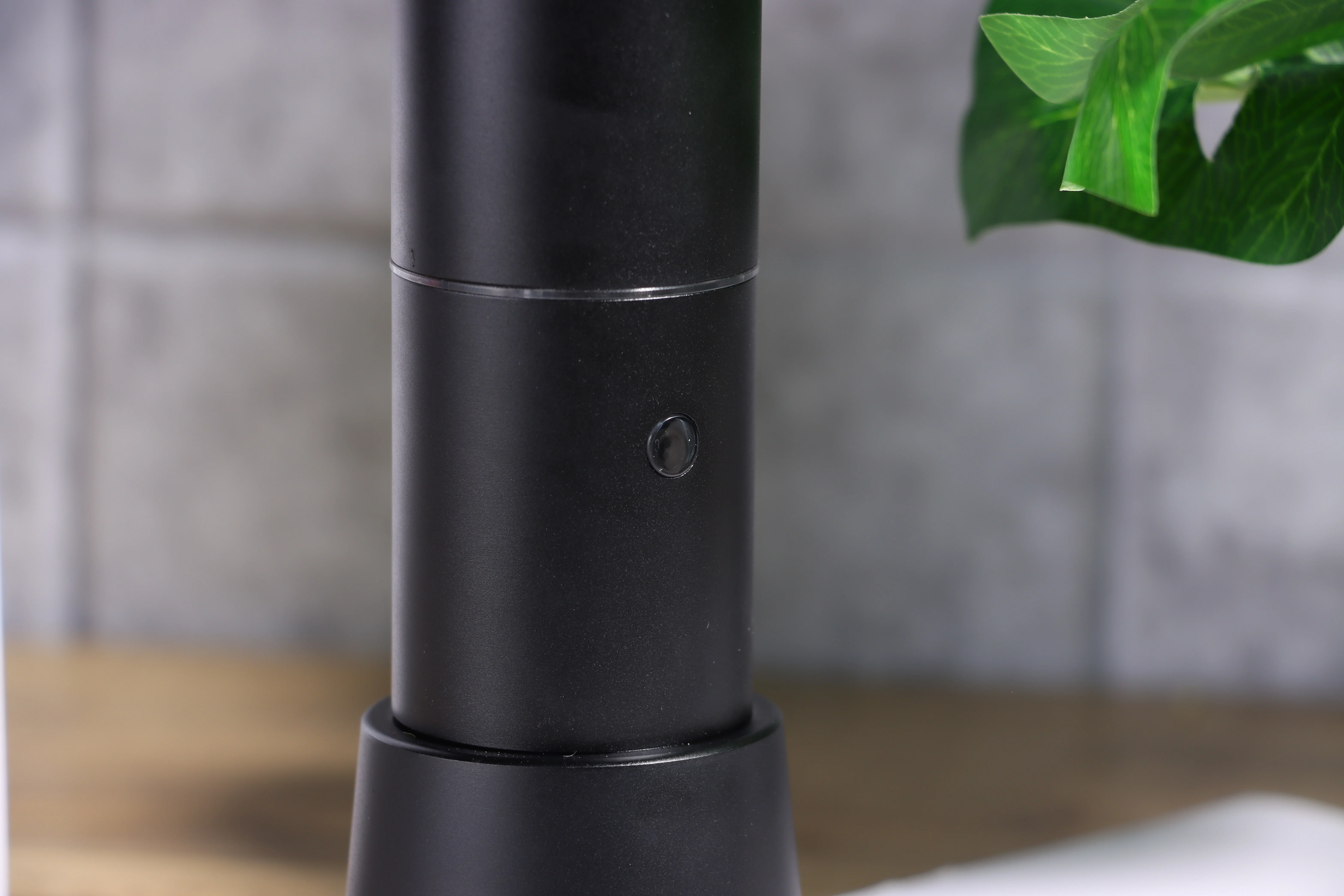 Portable  Small Home/car/office use essential oil nebulizer waterless scent diffuser aroma difuser for aromatherapy