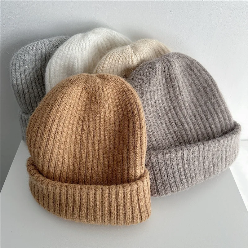 Custom logo plain unisex embroidered knitted acrylic beanie winter hats for men women