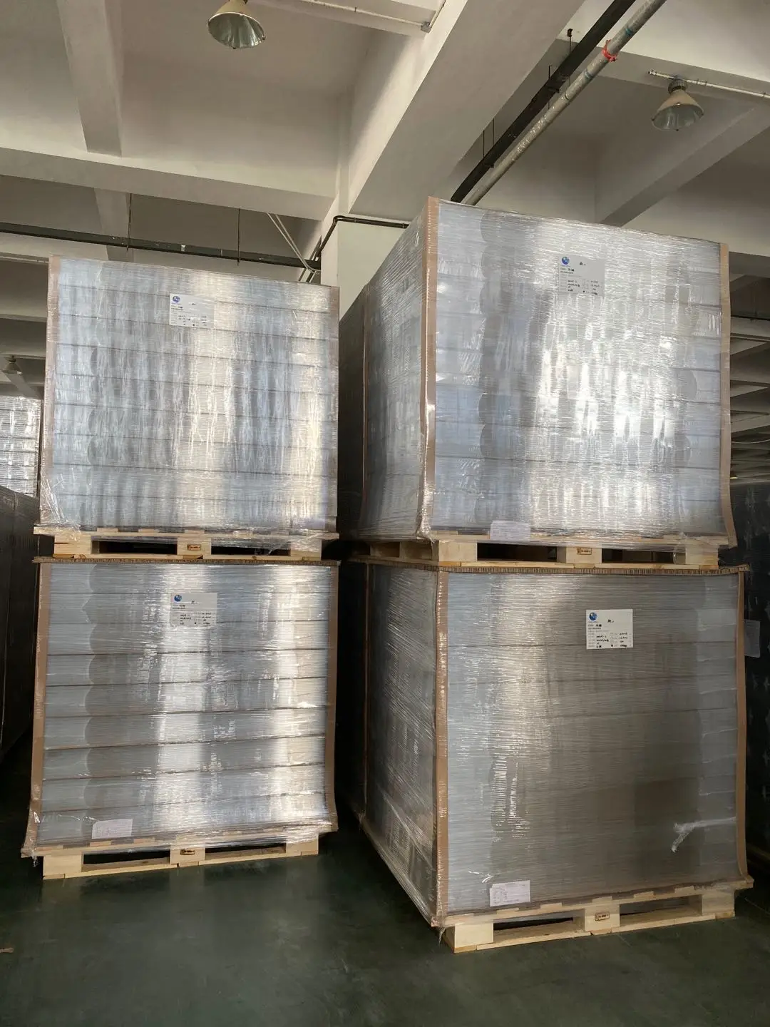 Borosilicate glass tube amber color