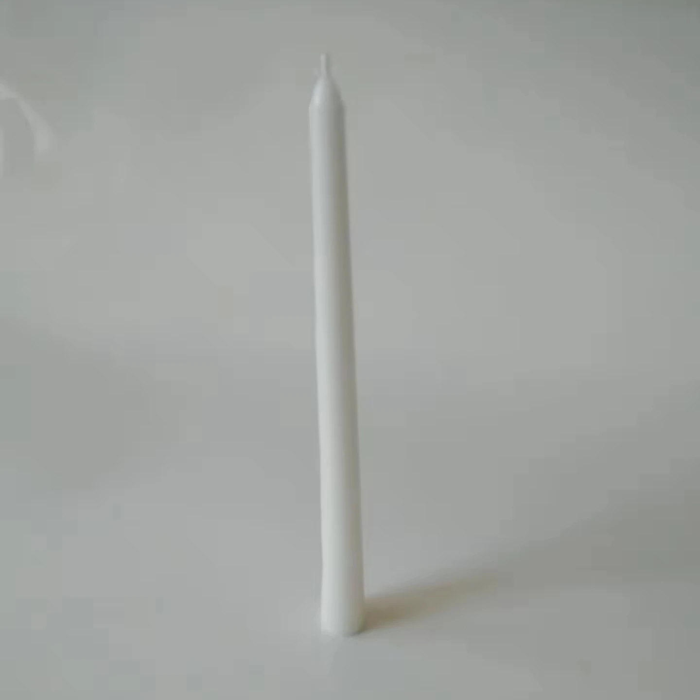 Home decoration white taper candles paraffin wax candles with custom logo