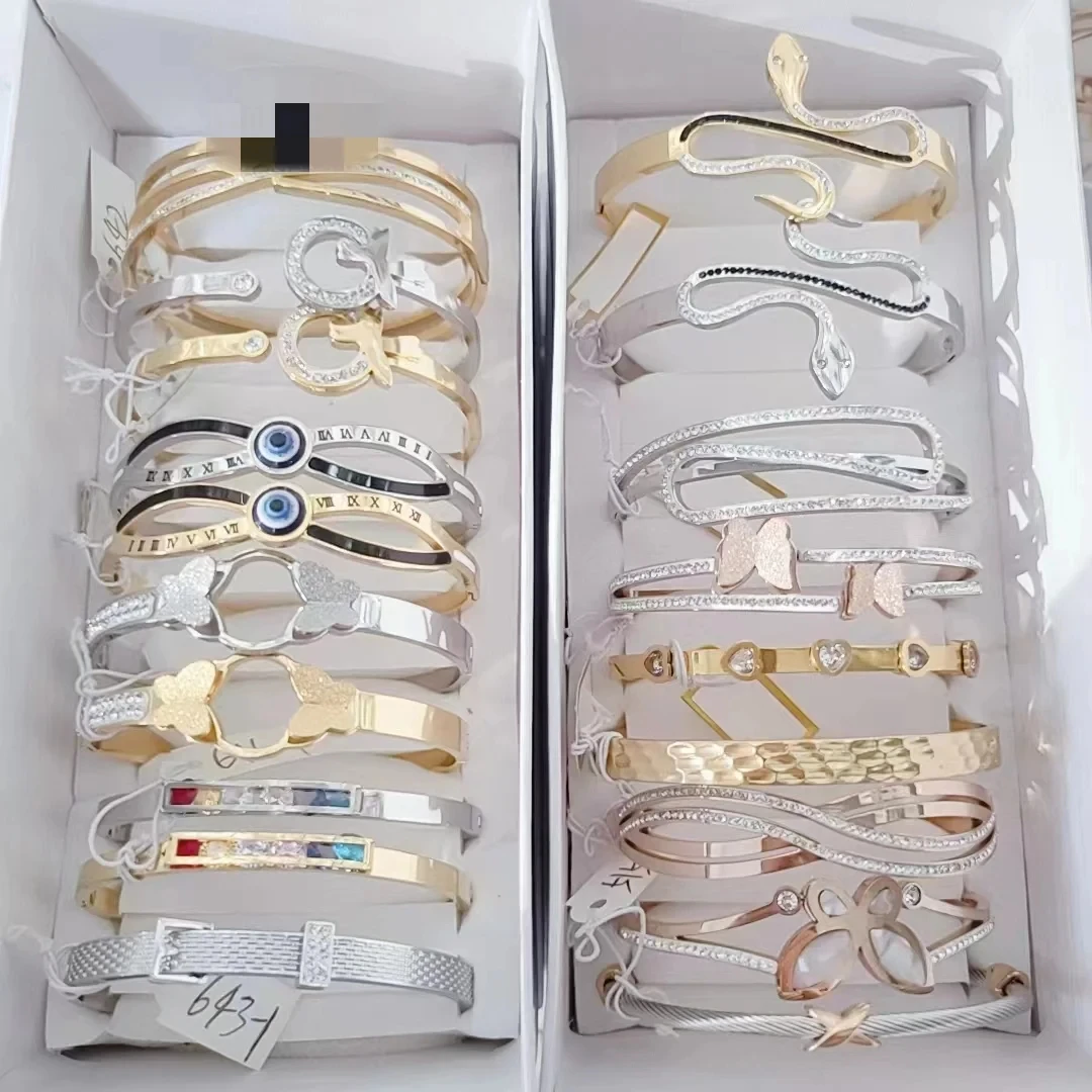 Hot Selling Fashion Wholesale Stainless Steel Waterproof Waterproof Life Tree Charm Bangle Crystal Wrist Lady Bracelets Bangles