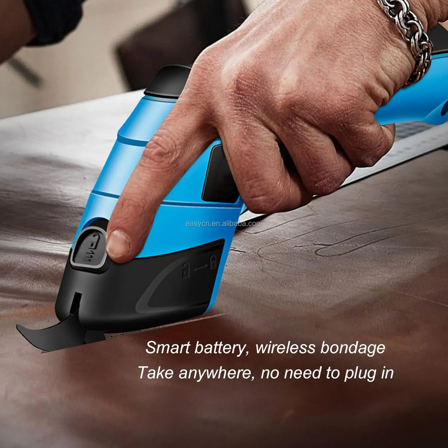 Hot Sale Electric Cutting Scissors Cloth Leather Carpet Fabric Handheld Electric Scissors for Fabric Cutting