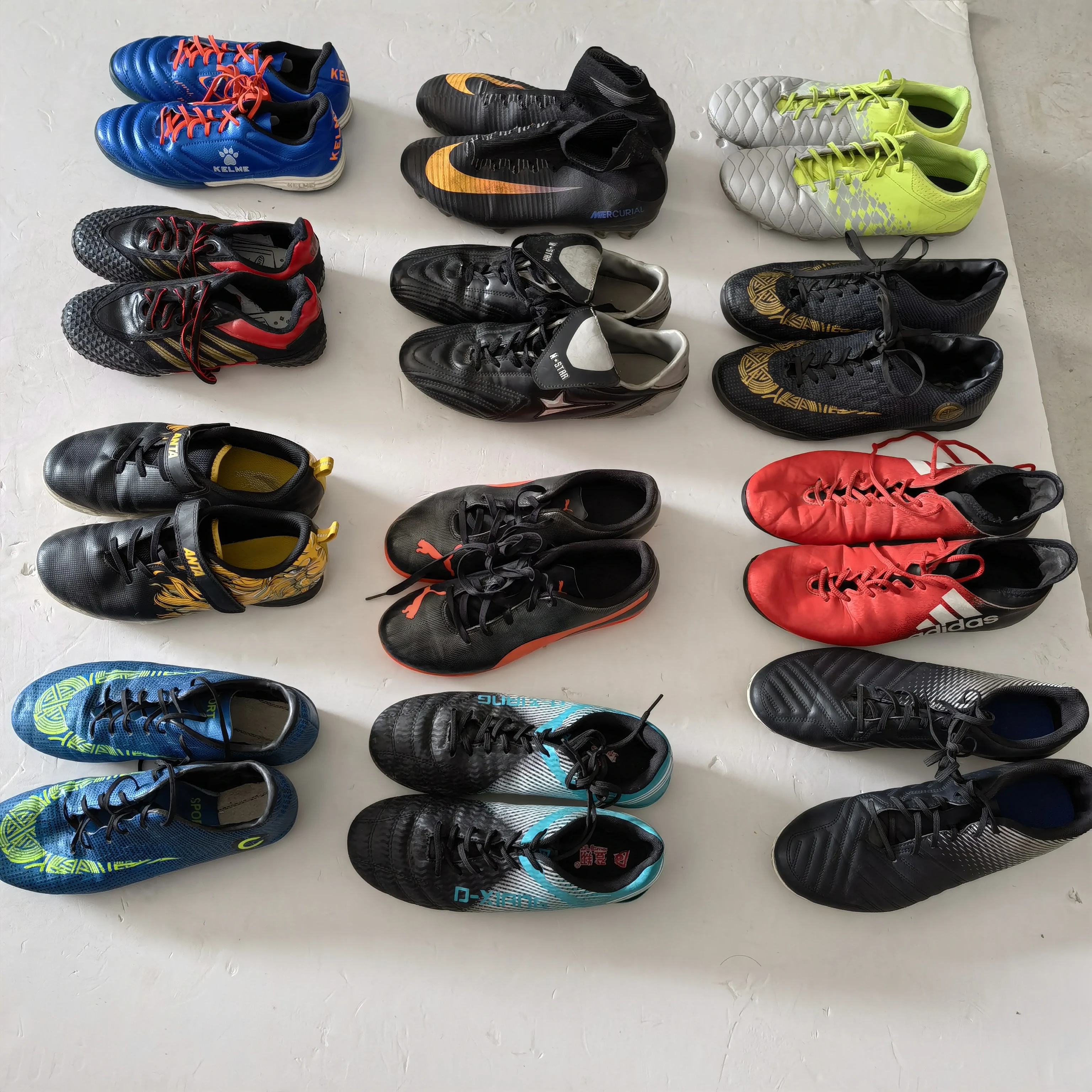 Worth Buying second hand item used shoes sneakers shoes from manufacturer factory price shoes