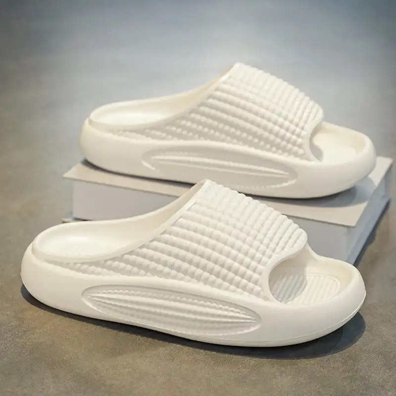 Olicom OEM Unisex Custom Designer EVA Slides Slippers Custom Sandals Corn Slides Soft Mens Beach Slippers Custom Slides