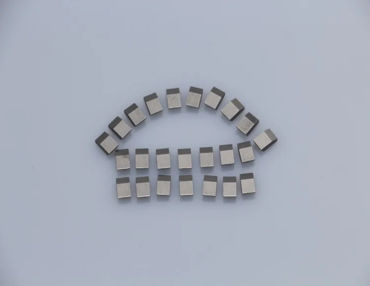 Factory Directly Provide tungsten carbide saw tips