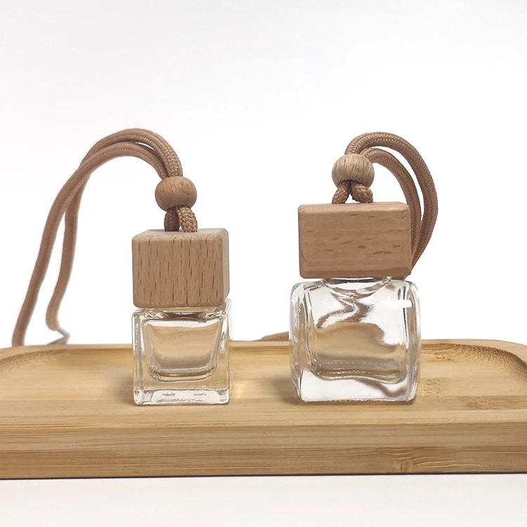 5ml 8ml 10ml empty aromatherapy car fresher air diffuser glass bottle hanging with wooden caps in stock