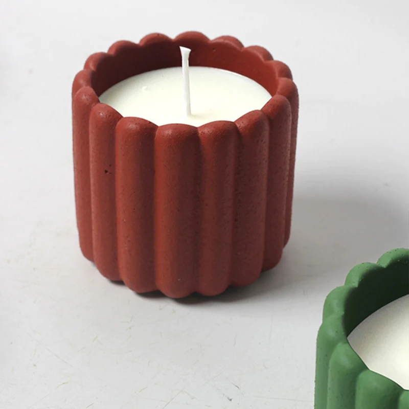 Mescente Long Lasting Oem Scent Porcelain Coconut Milk Dessert Ceramic Candle Jar