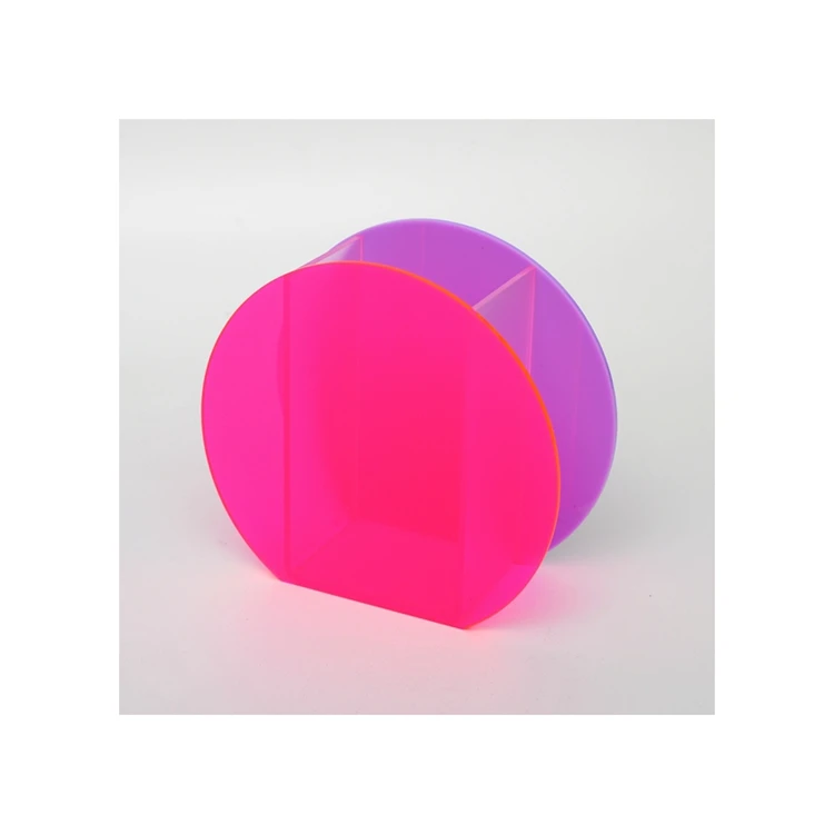 Clear acrylic flower vase