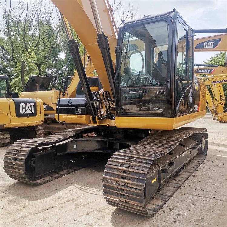 Hot selling original Japan  2022 year 20 ton used excavator cat320 cat320D excavator for sale in Shanghai