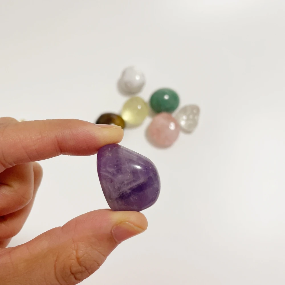 7-Piece Chakra Set Quartz Gemstone Crystal Grids Raw Technique Reiki Meditation Kit  Packaged In Cotton Bag