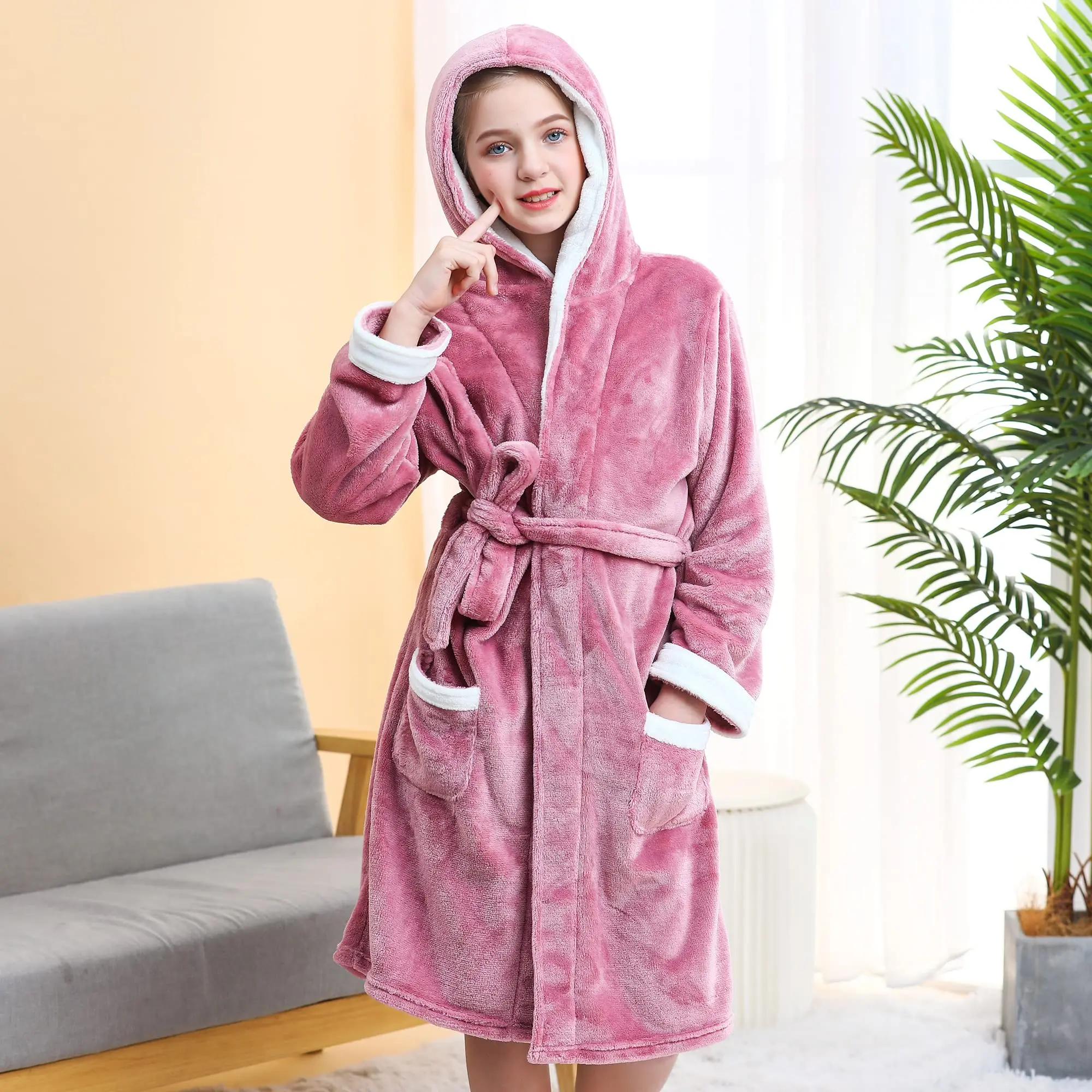 Girls Fleece Robe, Hooded Toddler Soft Fuzzy Bathrobe for Kids 3-14 Years