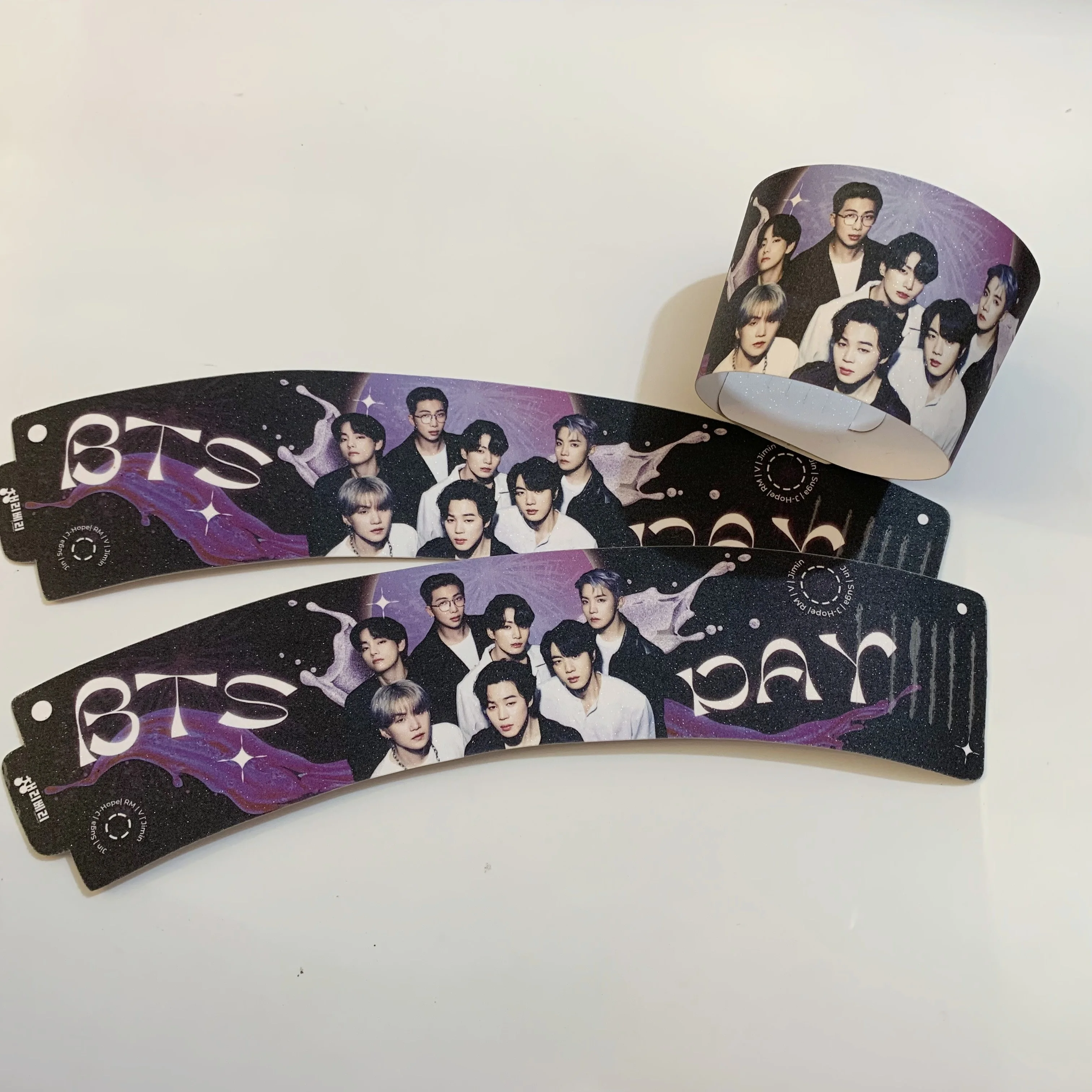 Wholesale K-pop high quality low MOQ holographic cupsleeve flat paper custom printing glitter cupsleeve cup sleeves for event